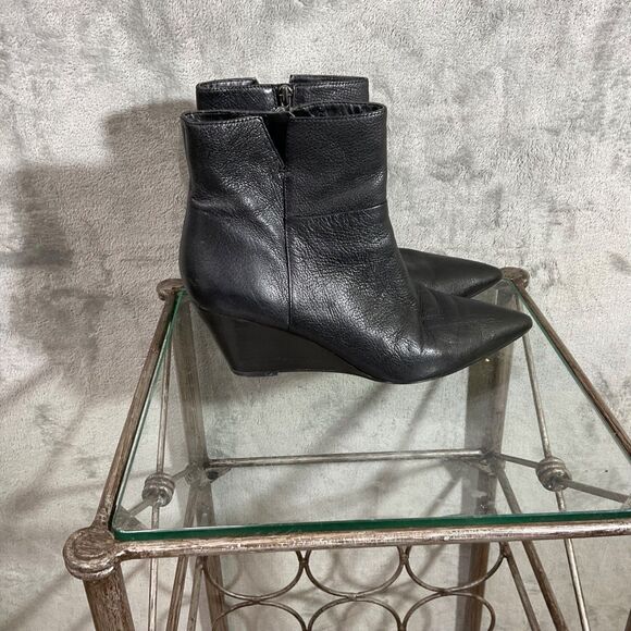 Franco Sarto Leather Ankle Booties wedge heel women’s Size 8.5  Side Zip * - Picture 3 of 14